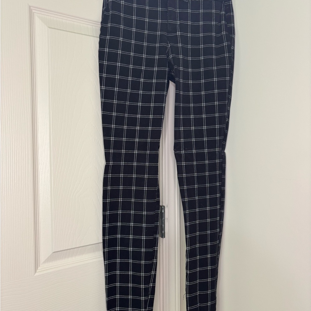 Old Navy Women’s Black Plaid Dress Pants